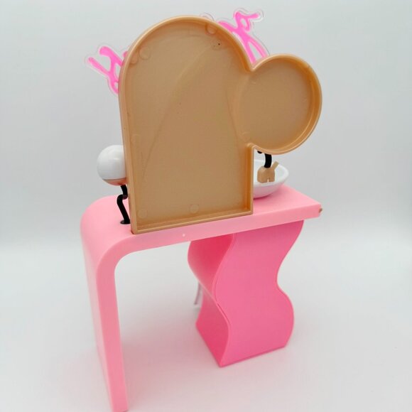 LOL Surprise! OMG House Of Surprises Dollhouse Replacement Pink Vanity Makeup - Picture 4 of 5